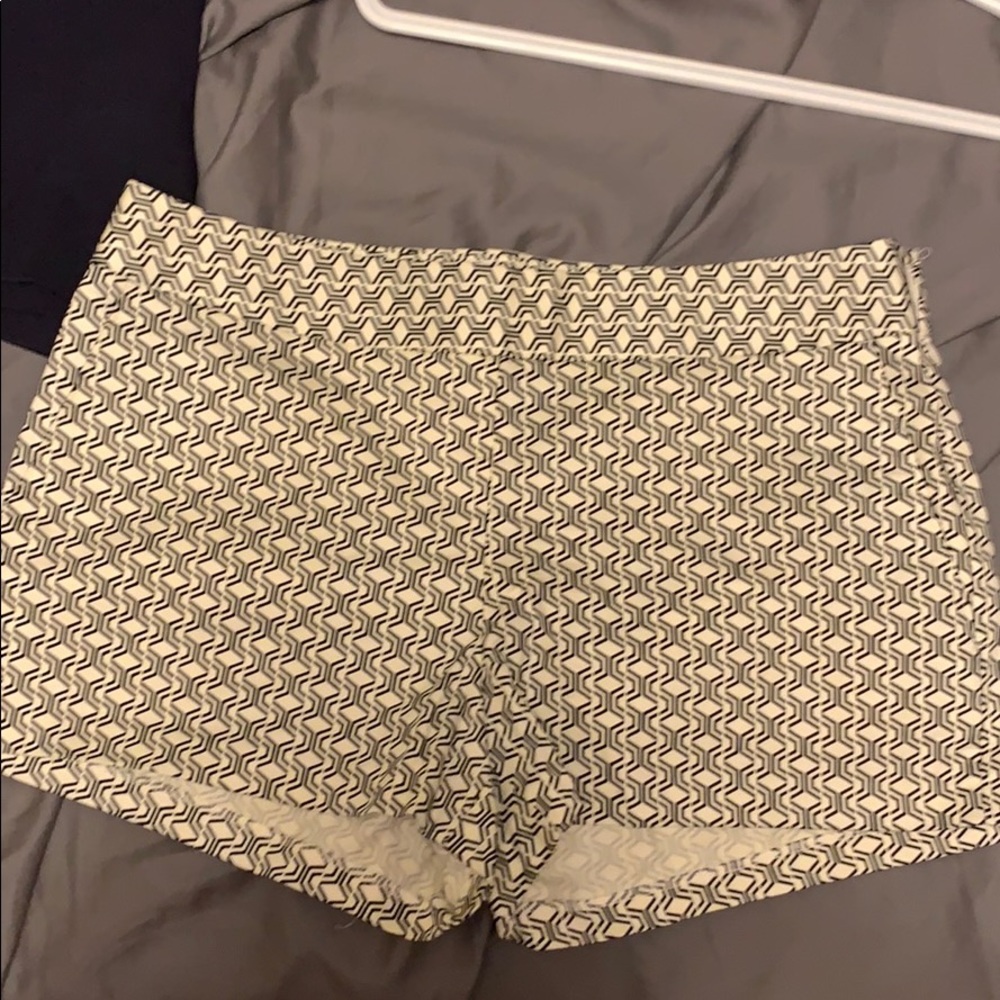 Express Patterned Shorts - image 1